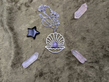 Load image into Gallery viewer, Venus's Beauty Necklaces