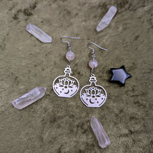 Load image into Gallery viewer, Potion of the Universe Moonstone Earrings