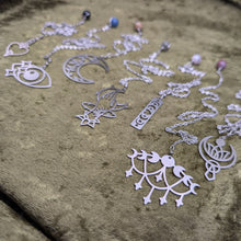 Load image into Gallery viewer, Chain Bookmarks