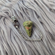 Load image into Gallery viewer, Unakite with Agate and Skull Mini Pendulum
