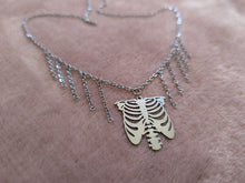 Load image into Gallery viewer, Decorative Rib Cage Necklace
