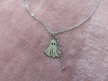 Load image into Gallery viewer, Decorative Ghost Necklace
