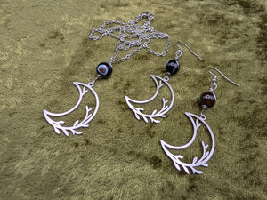 Moonlight Vines Sardonyx Earrings and Necklace Set