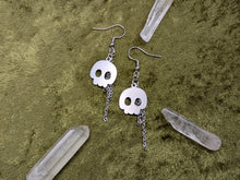 Load image into Gallery viewer, Skull Chain Earrings
