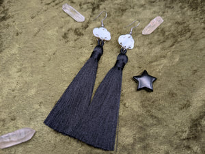 Stormy Tassel Pearl Earrings