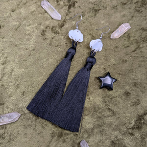 Stormy Tassel Pearl Earrings